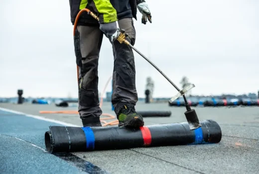 how to find a reliable flat roofing contractor