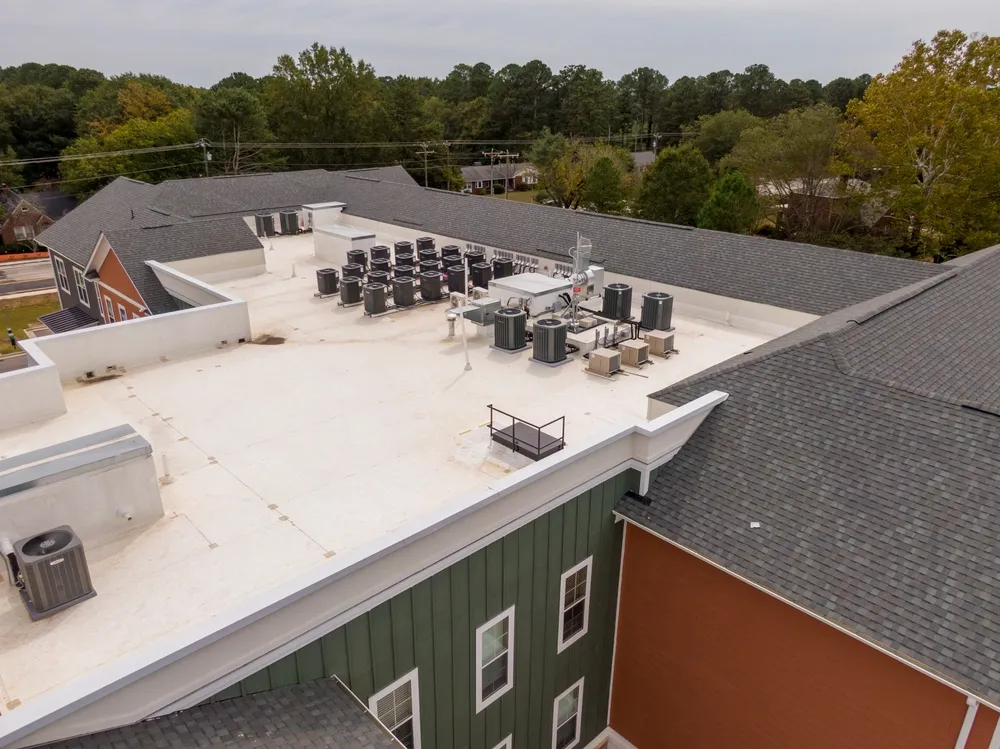 TPO roofing benefits for commercial buildings