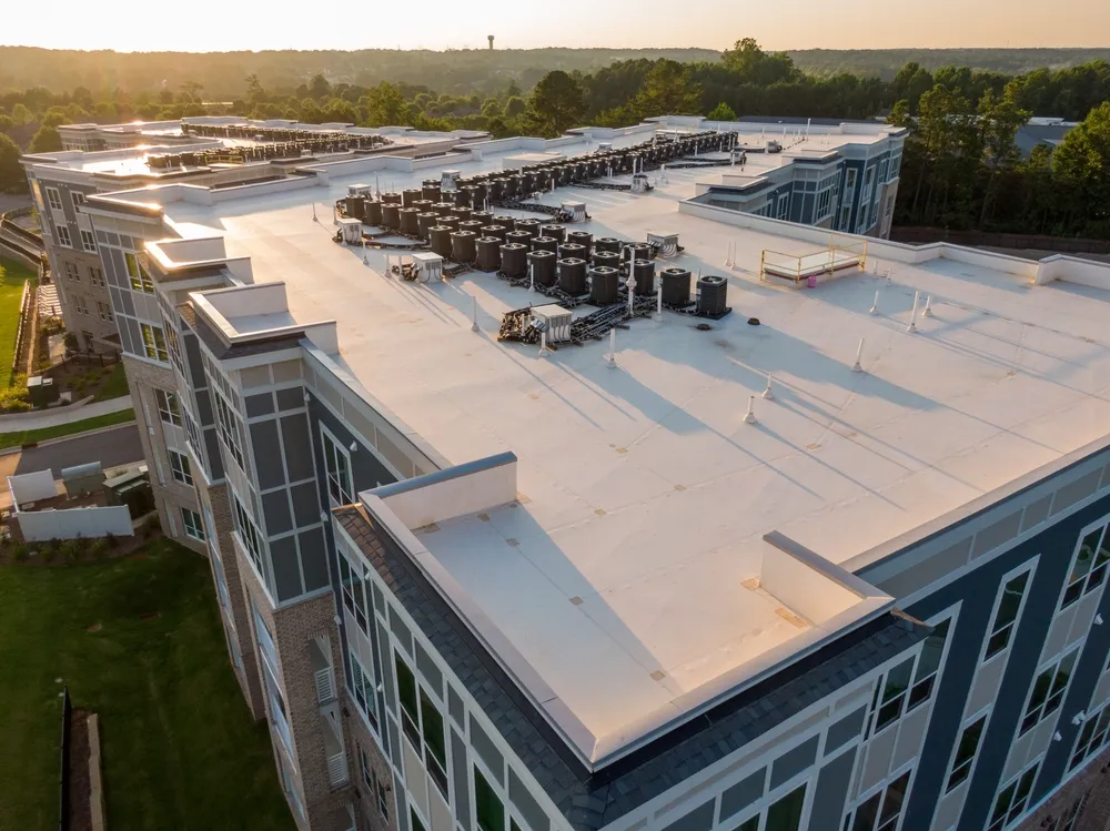TPO roofing benefits for commercial buildings