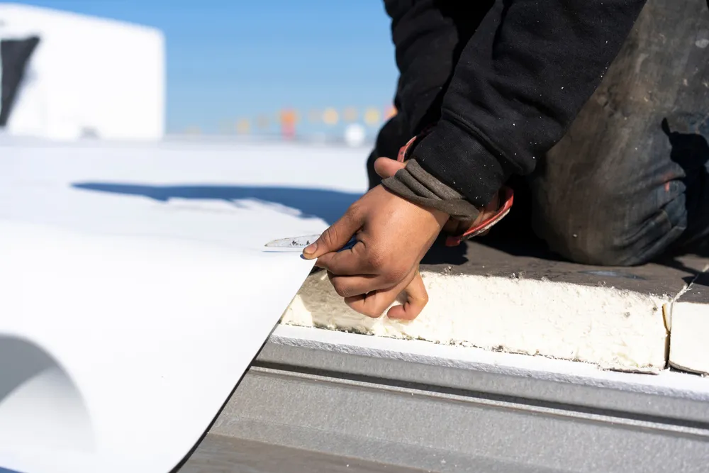 TPO roofing benefits for commercial buildings