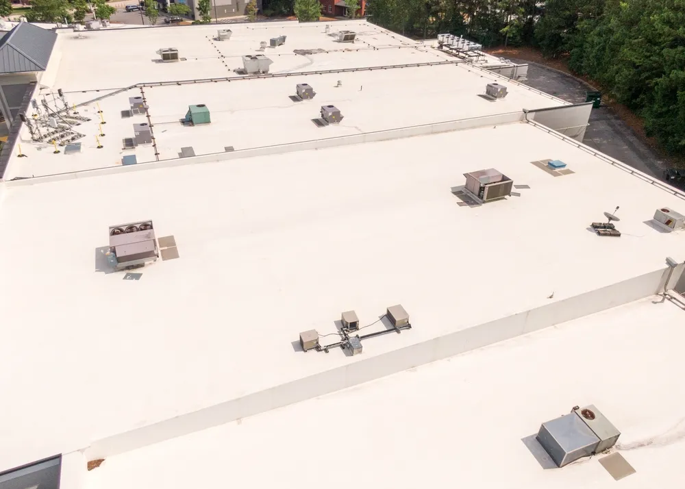 how to fix commercial roof leak